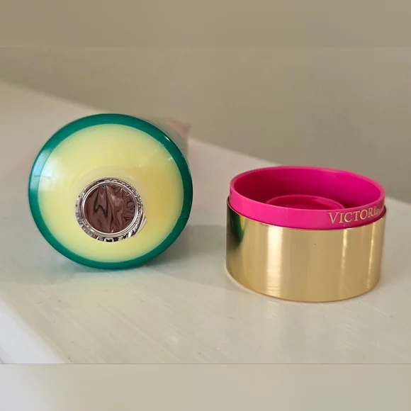 Victoria Secret Electric Beach Lotion NEW 8oz Discontinued - Picture 3 of 3